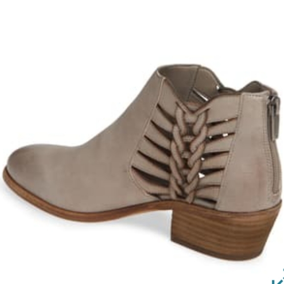 Vince Camuto Prestetta Bootie Elephant 